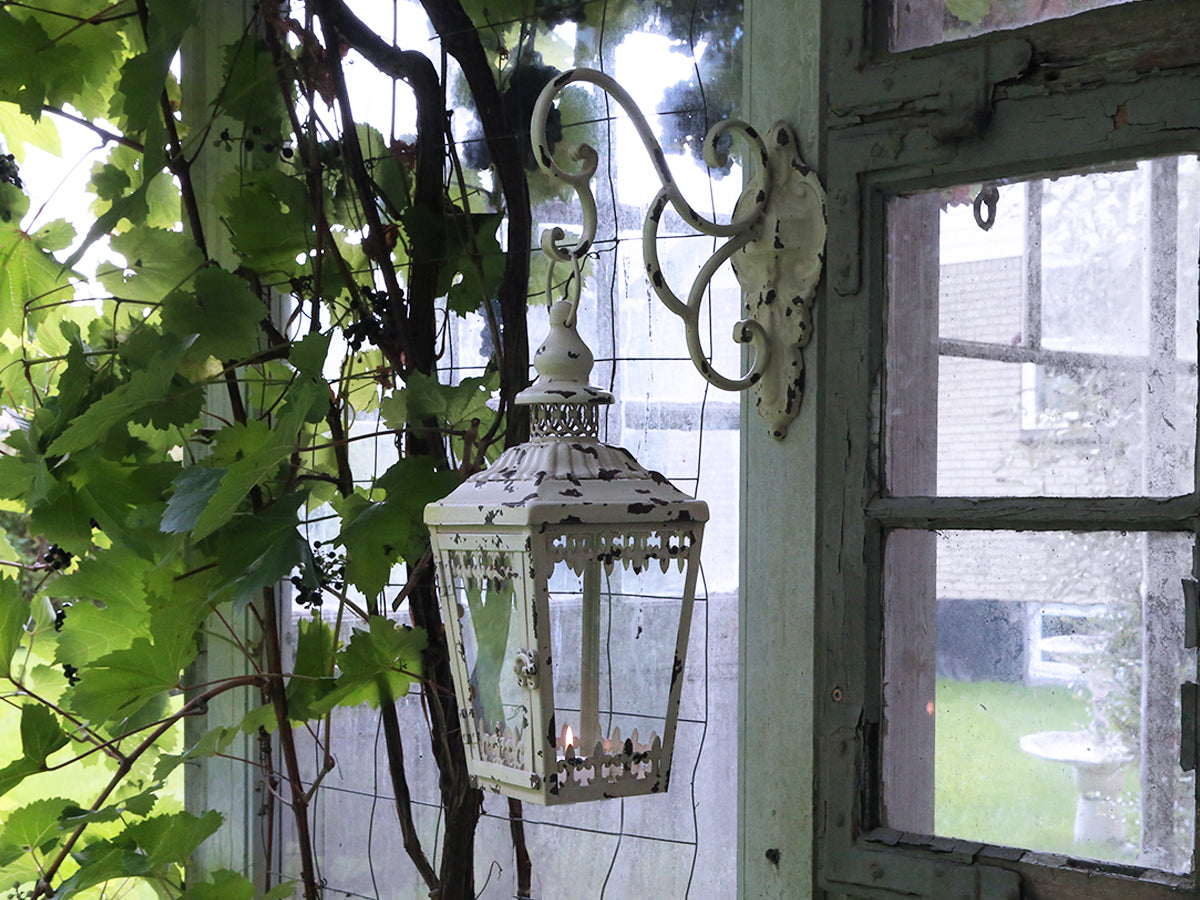 Laterne mit Wandhalterung, Chic Antique