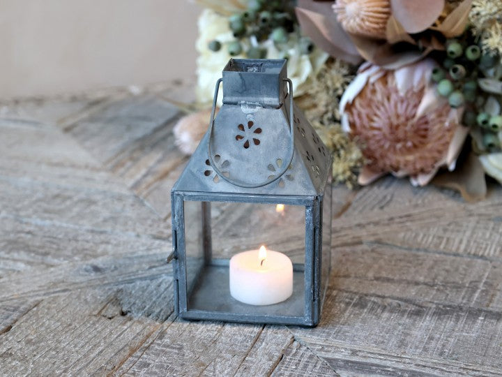 Laterne mit Blumenmuster, Chic Antique