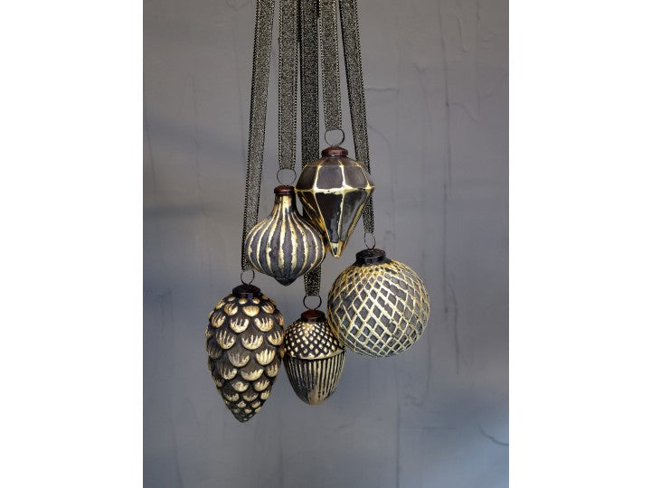 
                      
                        Weihnachtskugel Diamant, gold & gold-schwarz, Chic Antique
                      
                    
