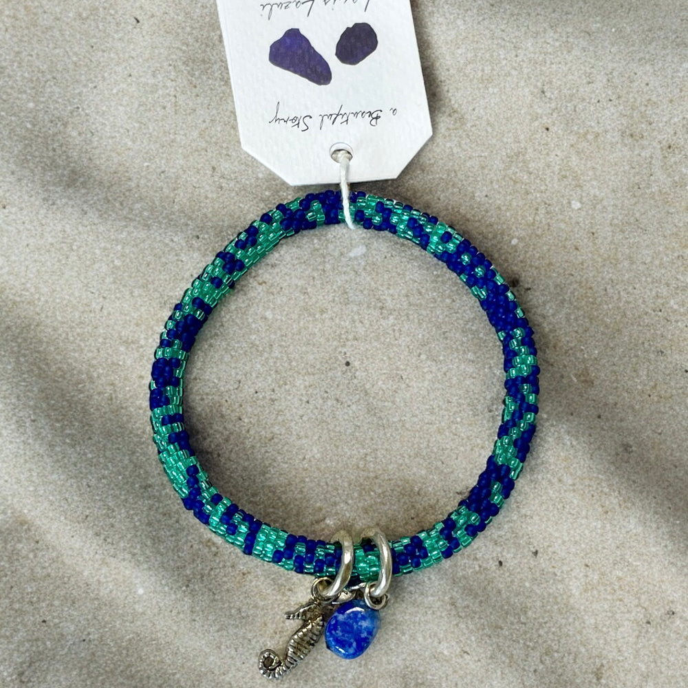 
                      
                        Armband Jacky grün-blau, Lapislazuli
                      
                    