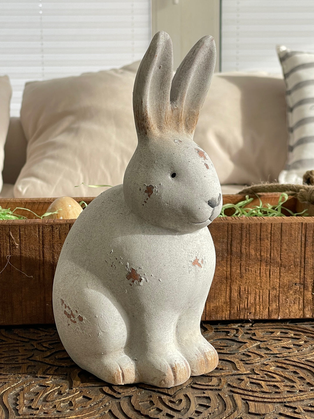 Hase weiss-grau, Terracotta, 25,6 cm